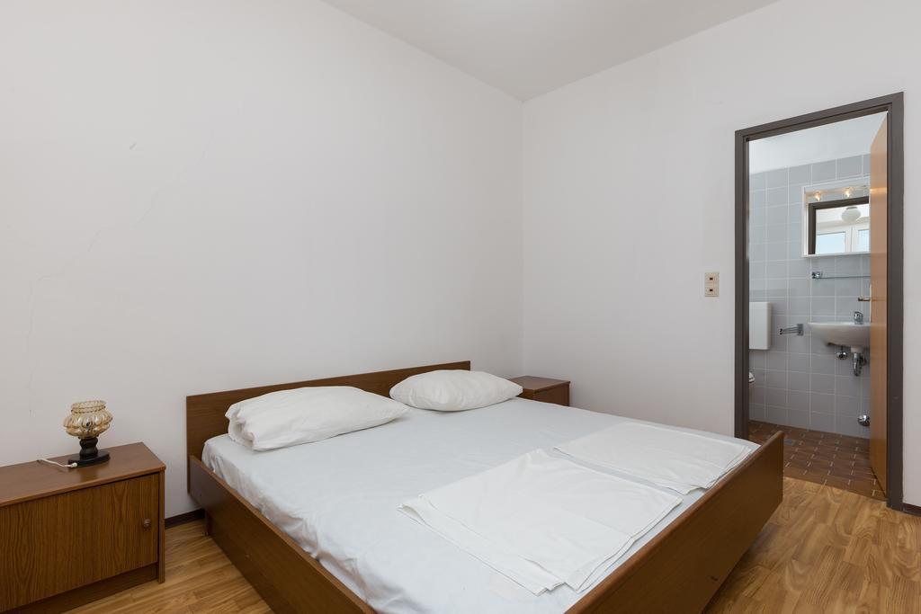 Rooms Villa Basica Saplunara Pokoj fotografie