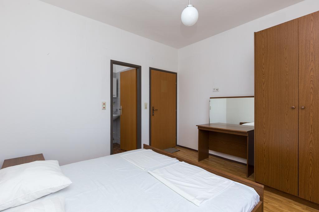 Rooms Villa Basica Saplunara Pokoj fotografie